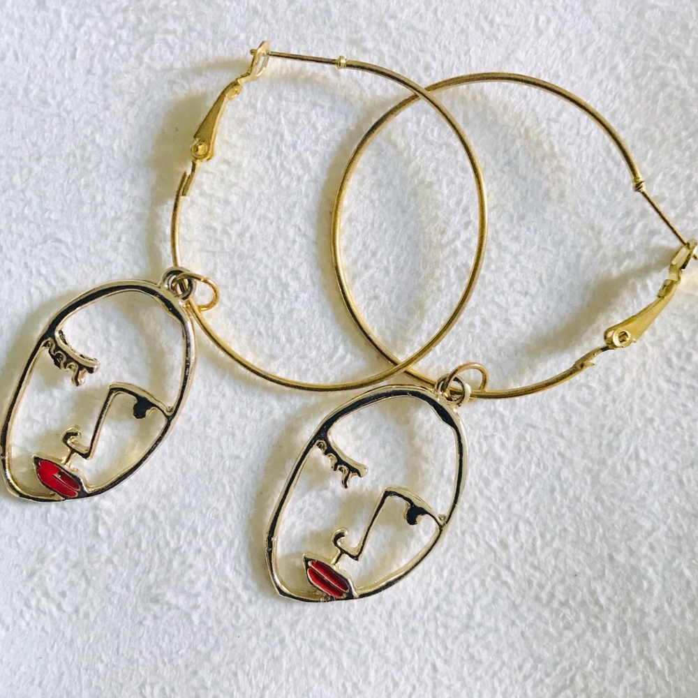 Wink & Kiss Flirty Face Pendant Gold Hoop Earrings